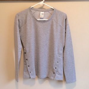 Avalanche Side Snap Top